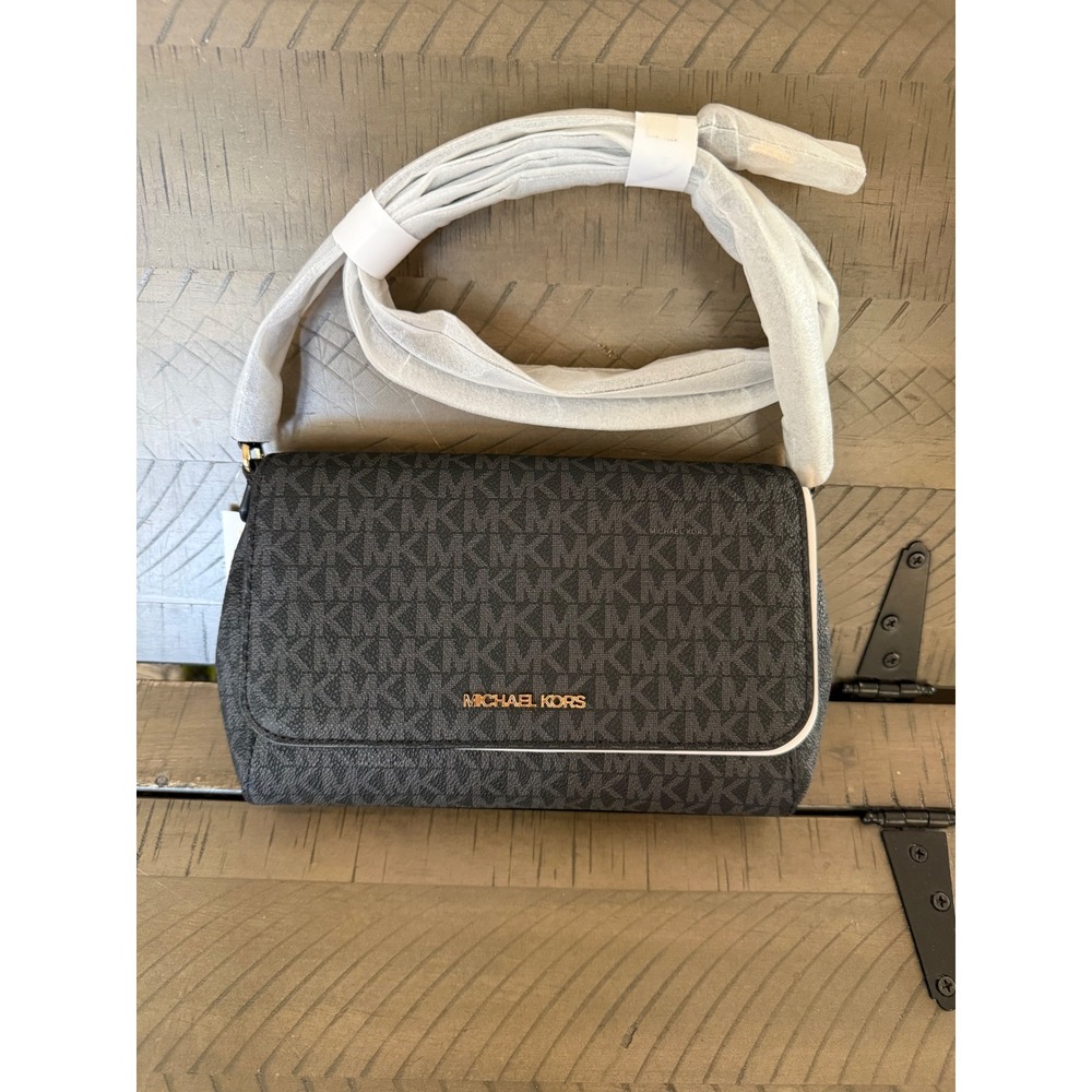 Michael Kors Jet Set Medium Convertible Pouchette Black Signature 35H8GTTC6B